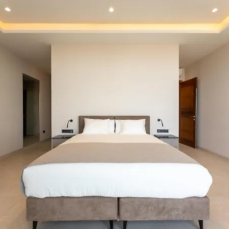 Del Rey Villa